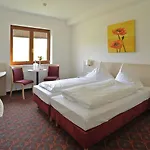 Отель & Gaestehaus Hesse