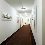 Отель & Gaestehaus Hesse