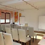 & Gaestehaus Hesse 3* Квикборн
