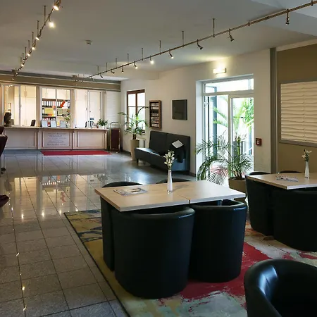 & Gaestehaus Hesse 3*