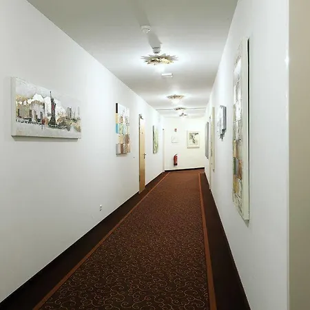 Hotel & Gaestehaus Hesse